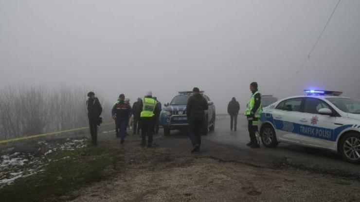 Bolu Dağında yol kenarına atılan valizin içinden ceset çıktı