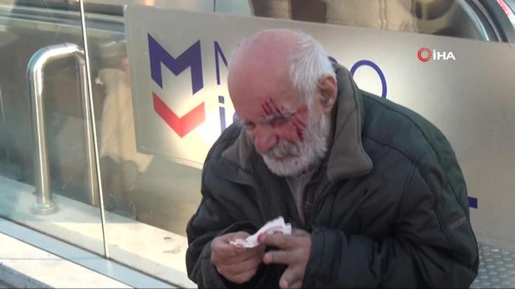 Ünlü oyuncu Taksimde yürüyen merdivenden düşerek yaralandı
