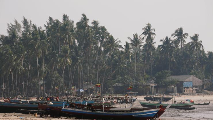 Çin’de balıkçı teknesi battı: 12 kişi kayıp