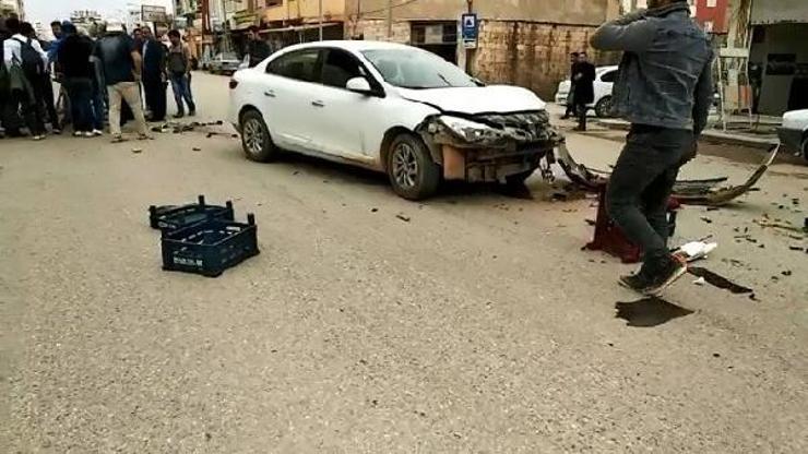 Şanlıurfa'da otomobil sepetli motosiklete çarptı: 2 yaralı Şanlıurfa'da otomobil sepetli motosiklete çarptı: 2 yaralı