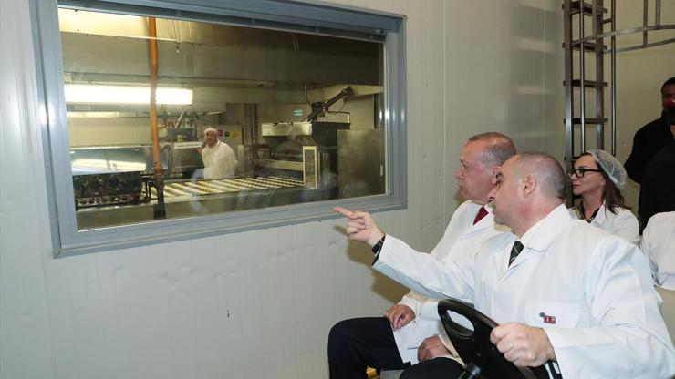 Cumhurbaşkanı Erdoğan, ETİ Fabrikasını ziyaret etti