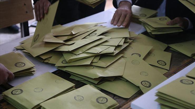 İstanbulun 5 ilçesinde geçersiz oylar yeniden sayılacak