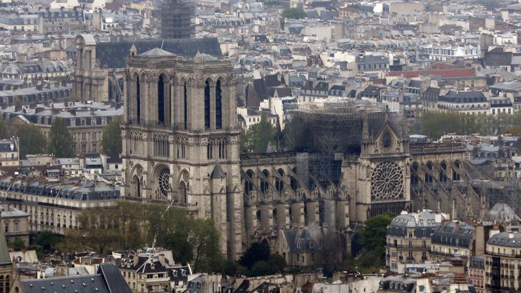 İngilterede çanlar Notre-Dame için çalacak