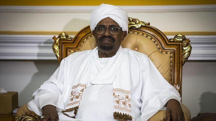 Son dakika... Sudanda devrik lider Ömer el-Beşir, Kuber hapishanesine nakledildi