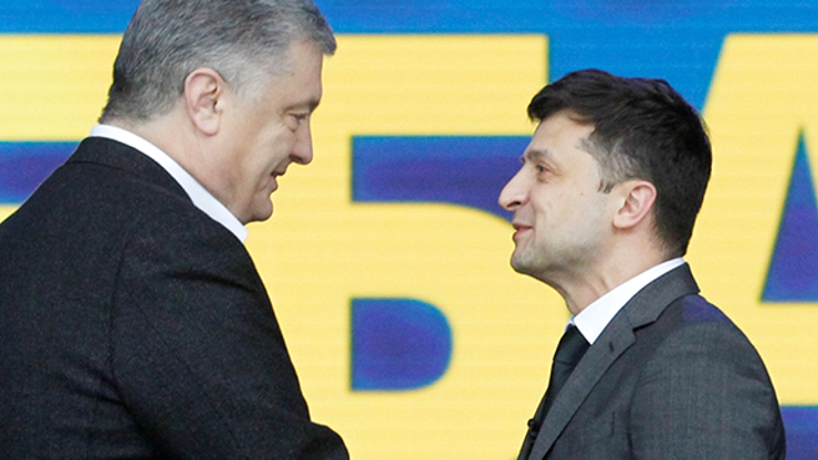 Ukrayna’da başkan adayları için statta tartışma programı
