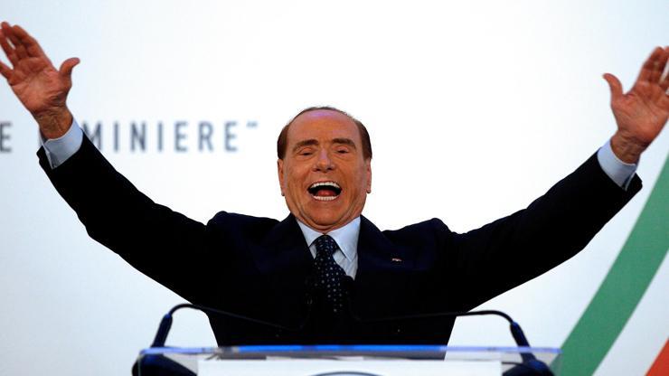 Son dakika... İtalya Eski Başbakanı Silvio Berlusconi hastaneye kaldırıldı