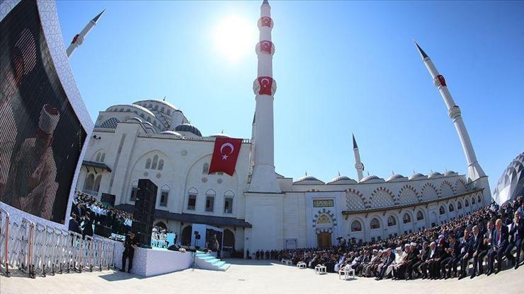 Büyük Çamlıca Camii açıldı