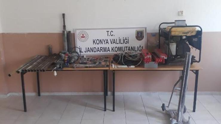 Konyada kaçak kazı yapan 5 kişi yakalandı