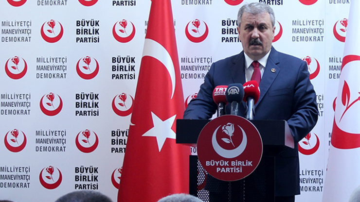 BBP lideri Destici İstanbulda destekleyecekleri ismi duyurdu