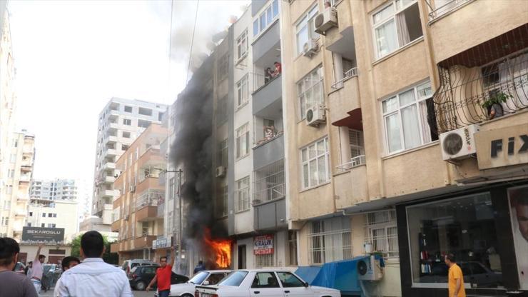 Adanada yangın Biri çocuk 4 kişi hastaneye kaldırıldı