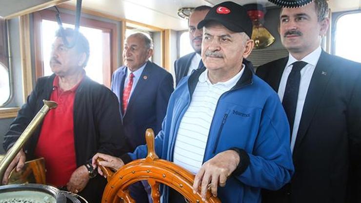 Binali Yıldırım, Deniz Kuvvetleri Atatürk Rallisi Uğurlama Törenine katıldı