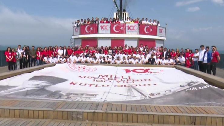 Gençler 100 yıl sonra Atatürkün izinde