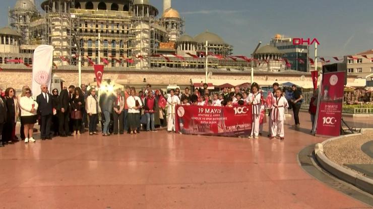 Taksim Meydanında 19 Mayıs kutlaması