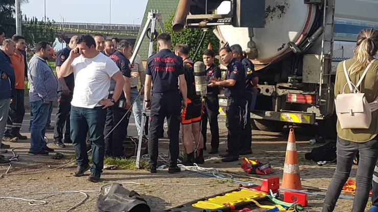 Trabzonda kanalizasyona düşen işçi hayatını kaybetti