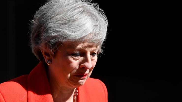 İngiltere Başbakanı Theresa May 7 Haziranda görevi bırakıyor: Peki şimdi ne olacak