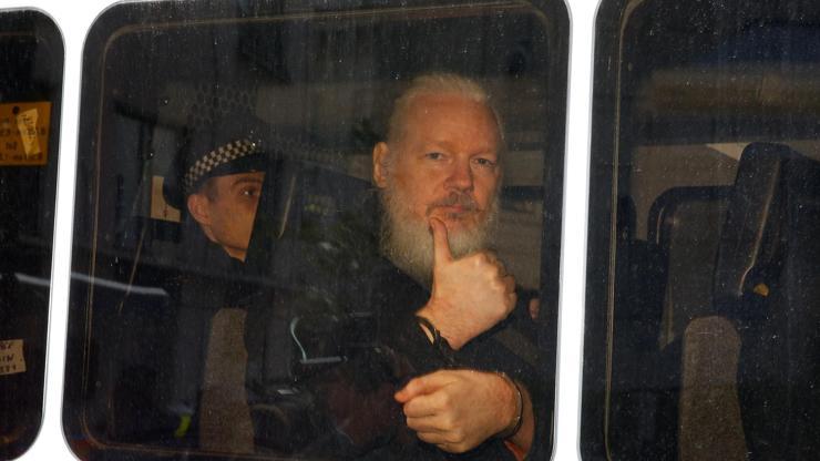 ABD, WikiLeaksin kurucusu Julian Assange’ın iadesi için talepte bulundu