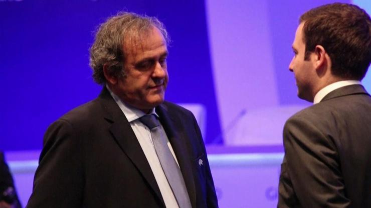 FIFA, Blatterin Platiniye verdiği 2 milyon İsviçre frangının iadesini istedi
