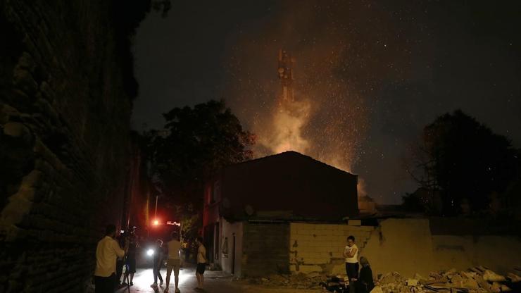 İstanbul Fatihte gecekondu yangını: 1 ölü, 1 yaralı