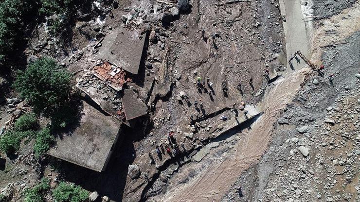 Trabzon'daki selde kaybolan 1 kişinin daha cansız bedenine ulaşıldı