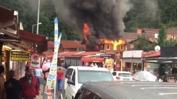 Turizm merkezi Uzungölde pansiyon yangını