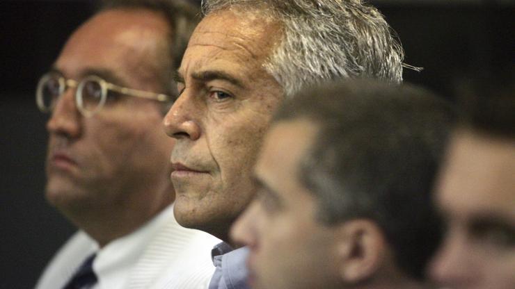 ABDli milyarder Jeffrey Epstein seks ticareti ve insan kaçakçılığı suçlamalarıyla tutuklandı