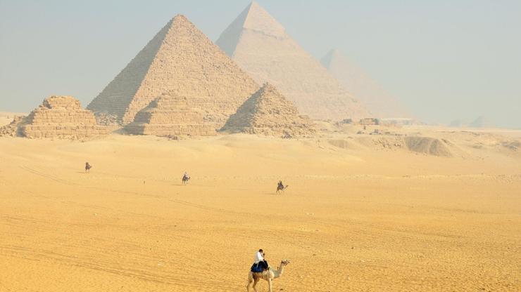 Kilometrelerce öteden bile görülüyordu: Piramitlerin binlerce yıllık gizemi çözüldü