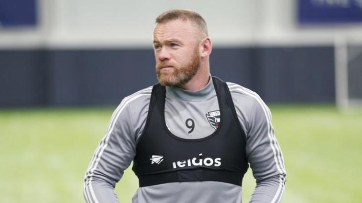 Wayne Rooney futbolcu menajer oldu