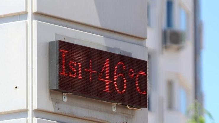 Antalyada termometreler 46yı gösterdi, sokaklar boşaldı