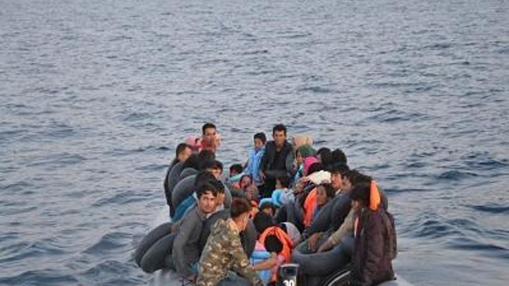 Kuşadası Körfezi’nde 60’ı çocuk 109 göçmen yakalandı