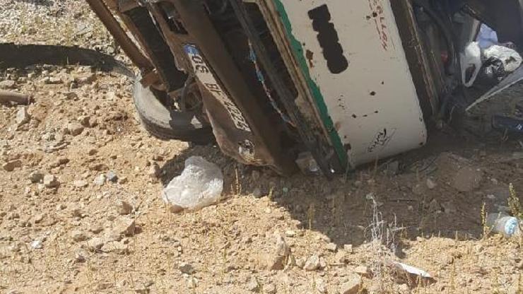 Kırşehirde kamyonet devrildi: 1 yaralı