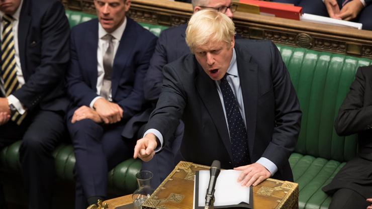 Boris Johnsona darbe Muhalifler kritik virajı döndü