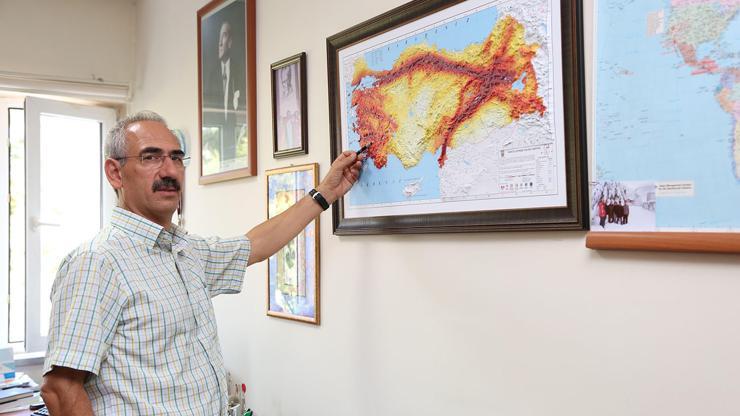 Prof. Dr. Kumsar, Denizli depreminin raporunu açıkladı