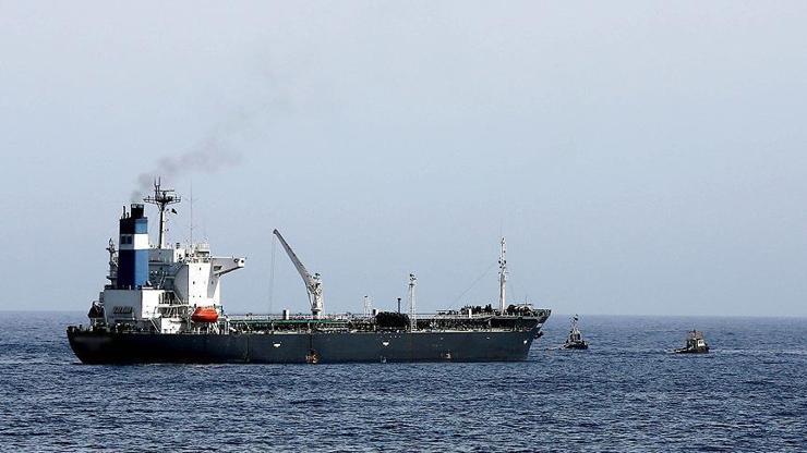 Son Dakika... İran BAE tankerine el koydu