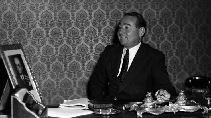 Adnan Menderes idam edilişinin yıl dönümümde anılıyor Adnan Menderes kimdir