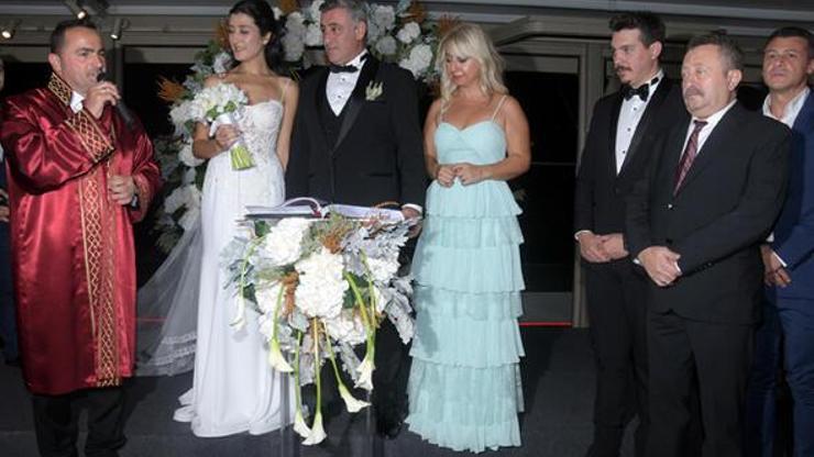 Oyuncu Turgut Tuncalp sevgilisi İlayda Atmaca ile evlendi