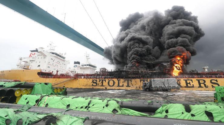 Güney Kore’de kargo gemisinde yangın