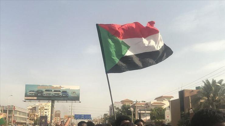 Sudanda OHAL 3 ay uzatıldı
