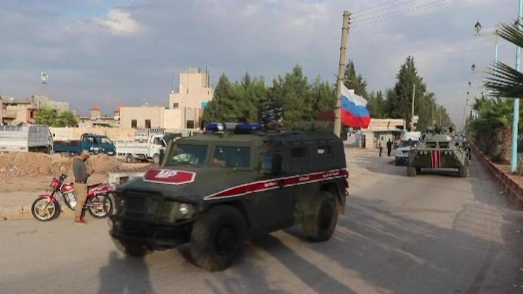 Rusyadan Suriyeye takviye güç ve YPGye uyarı