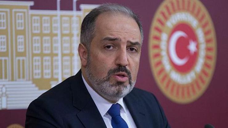 Mustafa Yeneroğlu, AK Partiden istifa etti