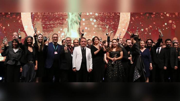 56. Antalya Altın Portakal Kapanış ve Ödül Töreni CNN TÜRKte ekrana geldi
