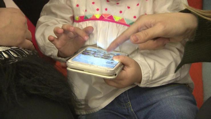 12 yaş altına telefon, tablet alınmasın
