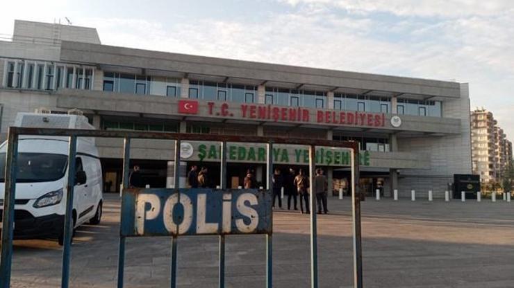 Son dakika... HDPli 4 belediye başkanı görevden alındı