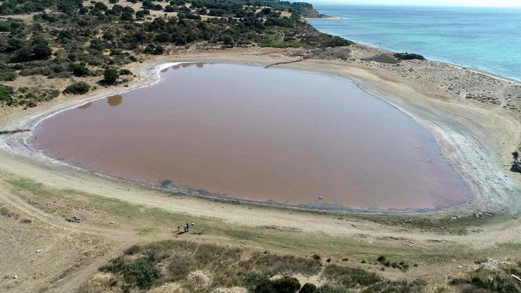 Kalp şeklindeki pembe göl turizme kazandırılacak