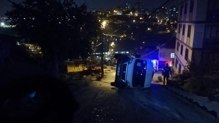 İstanbulda okul servisi kaza yaptı Çok sayıda yaralı var