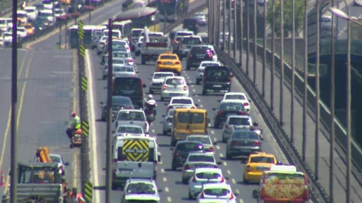 İstanbul trafiği azalmıyor