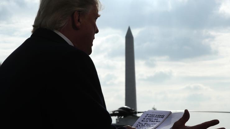 Trumpın defterinde dikkat çeken yazı