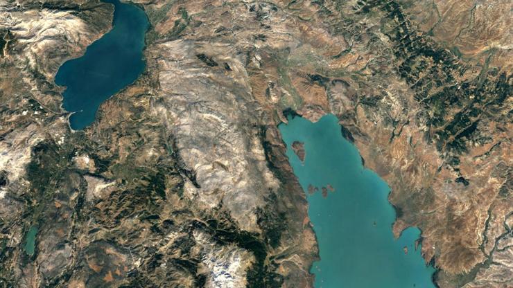 Eğirdirin bağlı olduğu Beyşehir Gölü de kurudu