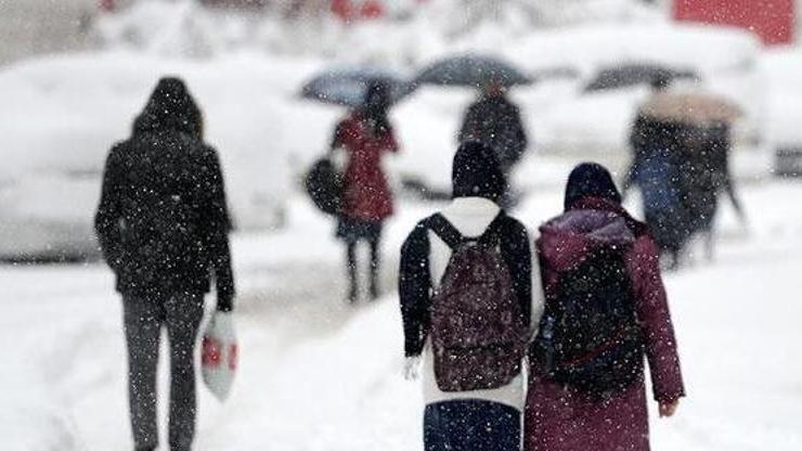 Son dakika... Ve yılın ilk kar tatili haberi geldi