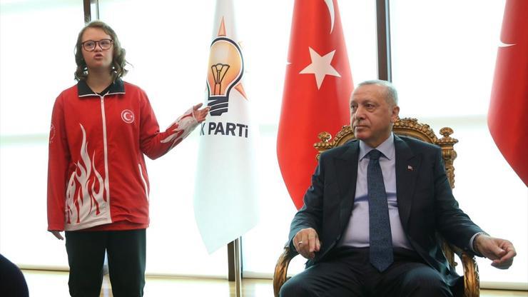 Cumhurbaşkanı Erdoğan sporcular kabul etti