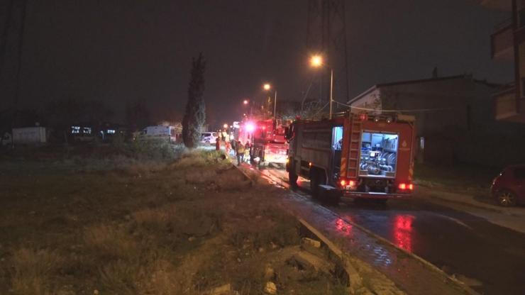 İstanbulda gece saatlerinde yangın paniği 7 kişilik aile ölümden döndü